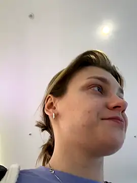 ValenciaShock live sex cam