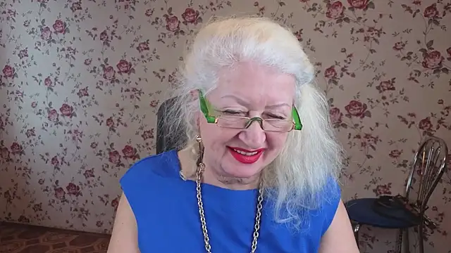 Maya_Mayflower's cam snapshot