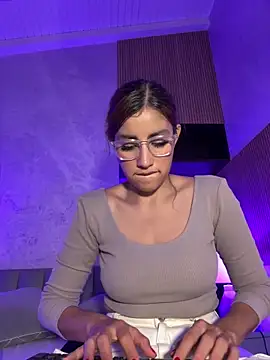 IsabelaStefano's cam snapshot