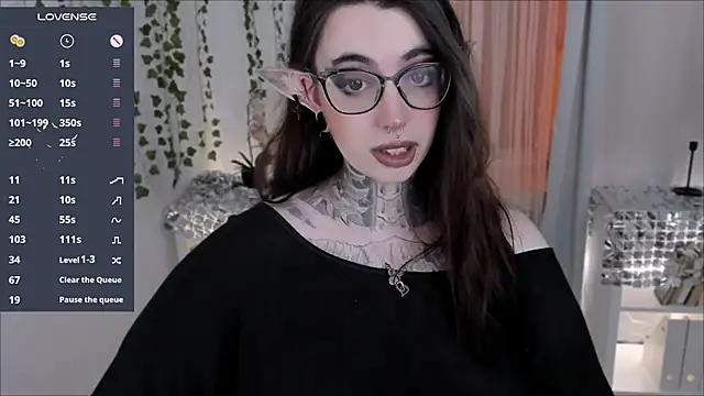 Dixi_Pixi_'s cam snapshot