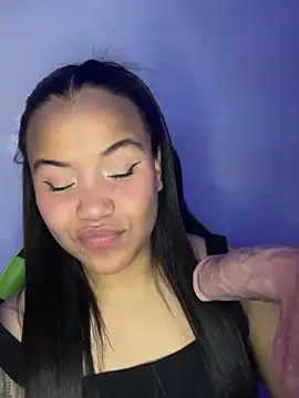 leila_22's cam snapshot