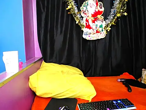 indianmaxine07's cam snapshot