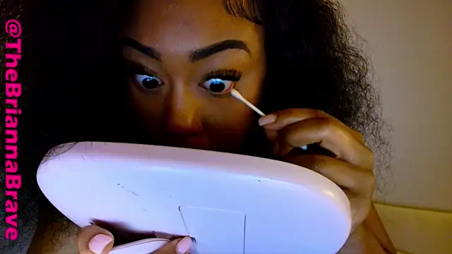 BriannaBrave's cam snapshot