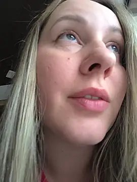 Mona_Plus's cam snapshot