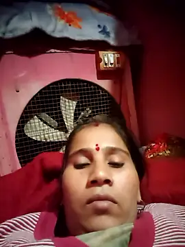 OliveGreen22's cam snapshot