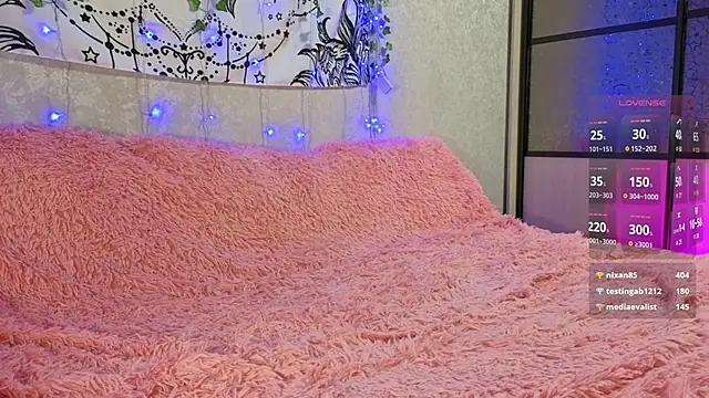 VETT_KITTY's cam snapshot