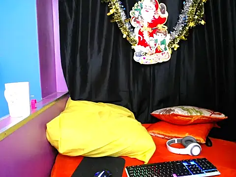 indianmaxine07's cam snapshot