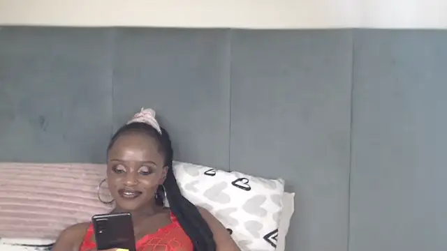 Jah-Queen's cam snapshot