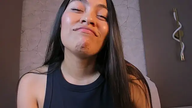 allie_bruce's cam snapshot