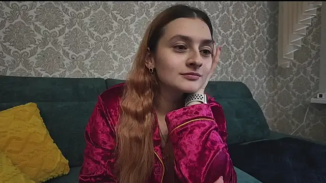 SweetLiaison's cam snapshot