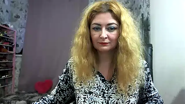 Helen1974's cam snapshot