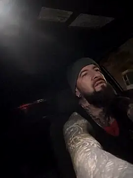 Beardedtattood live sex cam