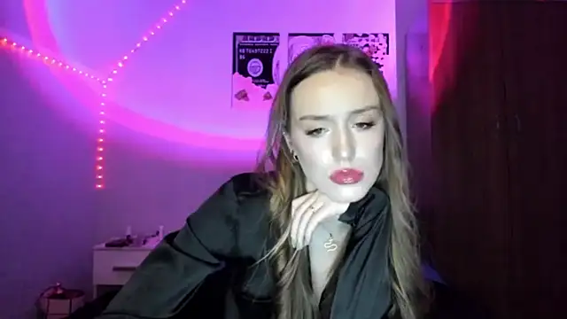 tinyglow's cam snapshot