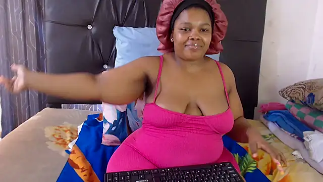 BigbootyNickyx's cam snapshot