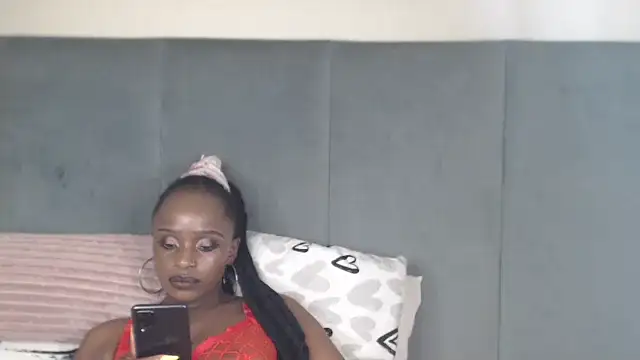 Jah-Queen's cam snapshot