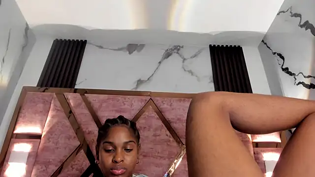 kandy_bronw's cam snapshot