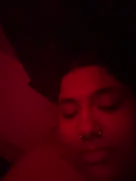 1n0nlythroat's cam snapshot