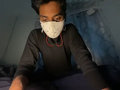 hunterboy2001 live sex cam