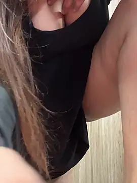 Red-Magic-25's cam snapshot