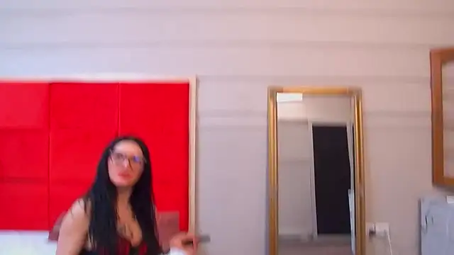 LanaBanner's cam snapshot