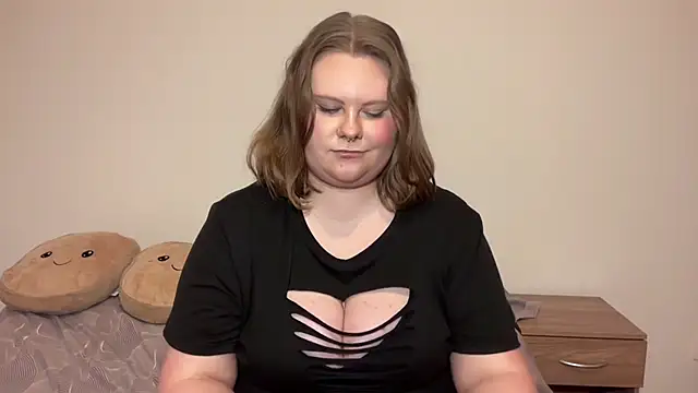 BriannaFlirty's cam snapshot