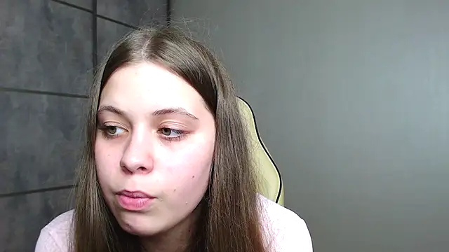 kiraparkers's cam snapshot