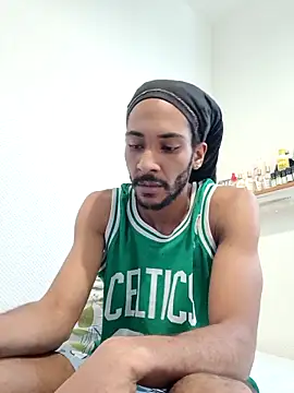 Mikaaa97 live sex cam