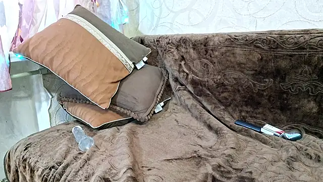 RomonaBustad's cam snapshot