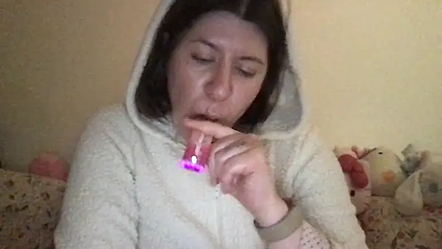 HYPHYtype's cam snapshot