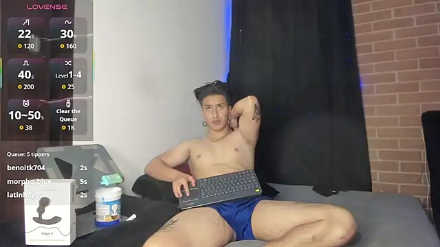 DavidX_X21_Strip live sex cam