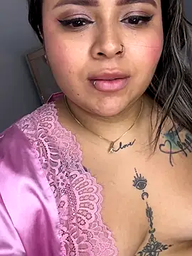 ashley-swift-'s cam snapshot