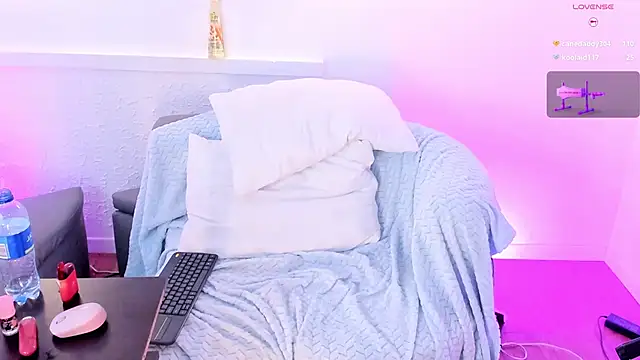 Dakota_jhons1's cam snapshot