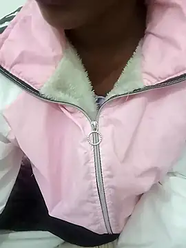 Khusbhoo78's cam snapshot