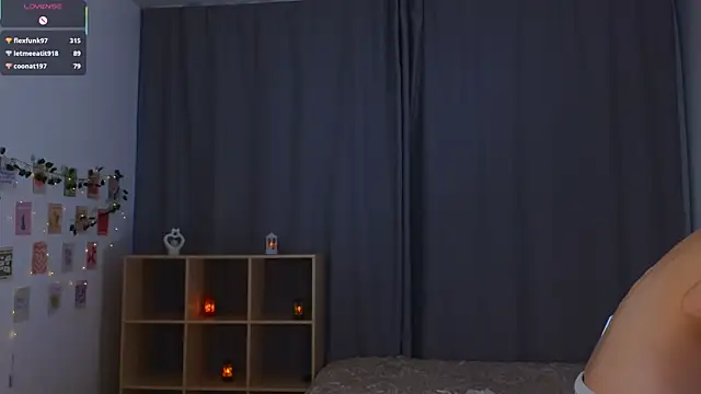 MandaReh's cam snapshot