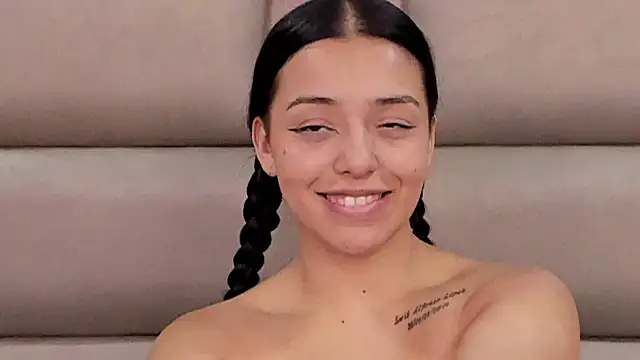 CAYLINCOLLINS's cam snapshot