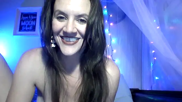 easy_briezy's cam snapshot