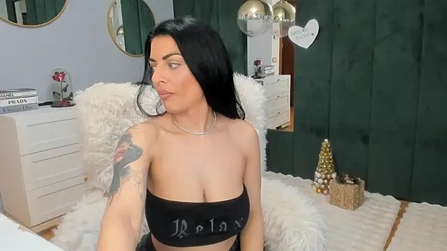 ElisaBaxter's cam snapshot