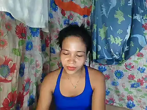 PinaySkinnyGirl's cam snapshot