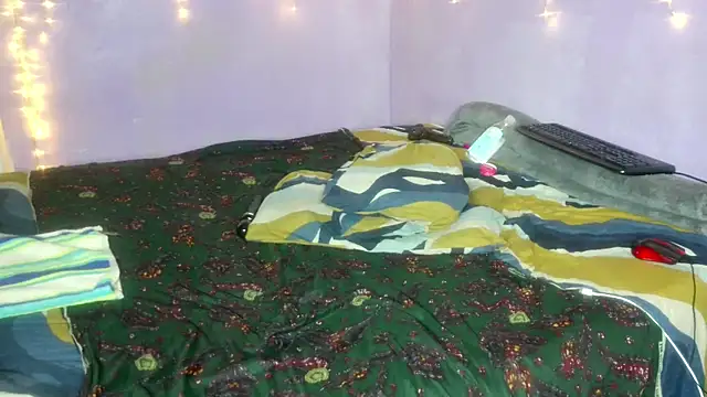 wilmaassylum's cam snapshot