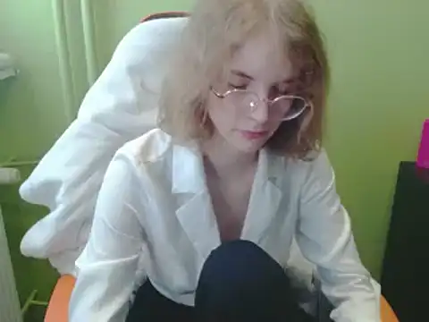 juicyPenny's cam snapshot