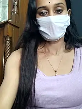 Saharaa's cam snapshot