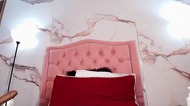 AlyaThompson's cam snapshot