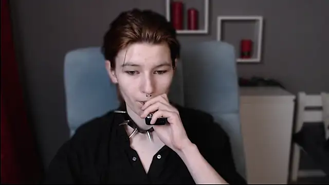 guitarandangell's cam snapshot