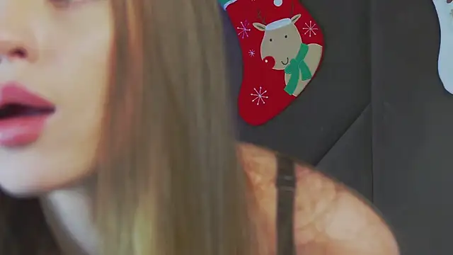 MarilynNova's cam snapshot