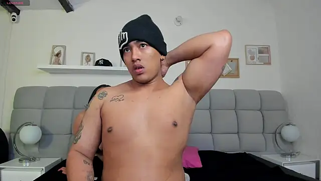 erotic_sins's cam snapshot