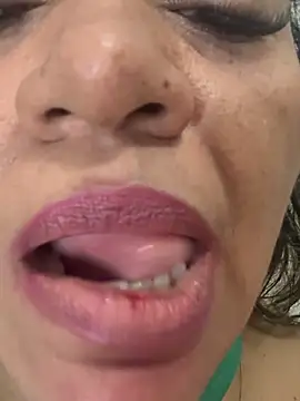 violetpolo's cam snapshot