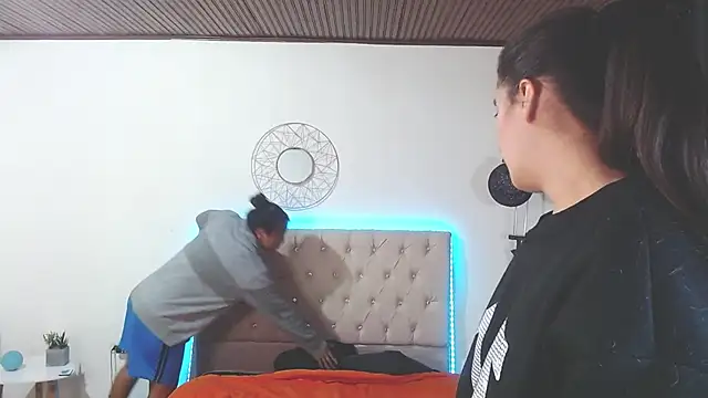 sharon_and_sharit's cam snapshot