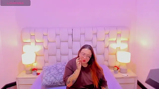 MiaYMolly live sex cam