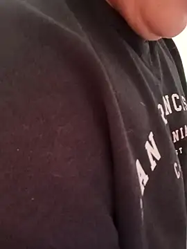 Laurys_sweethot's cam snapshot