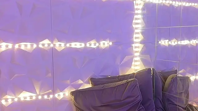 Aishha_'s cam snapshot